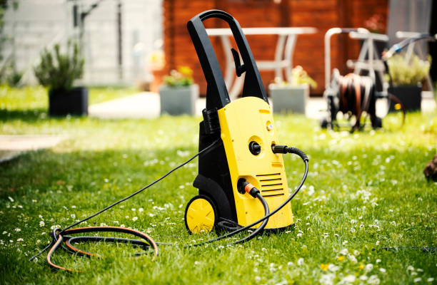 Best Animal Enclosure Cleaning  in Johnsonville, SC